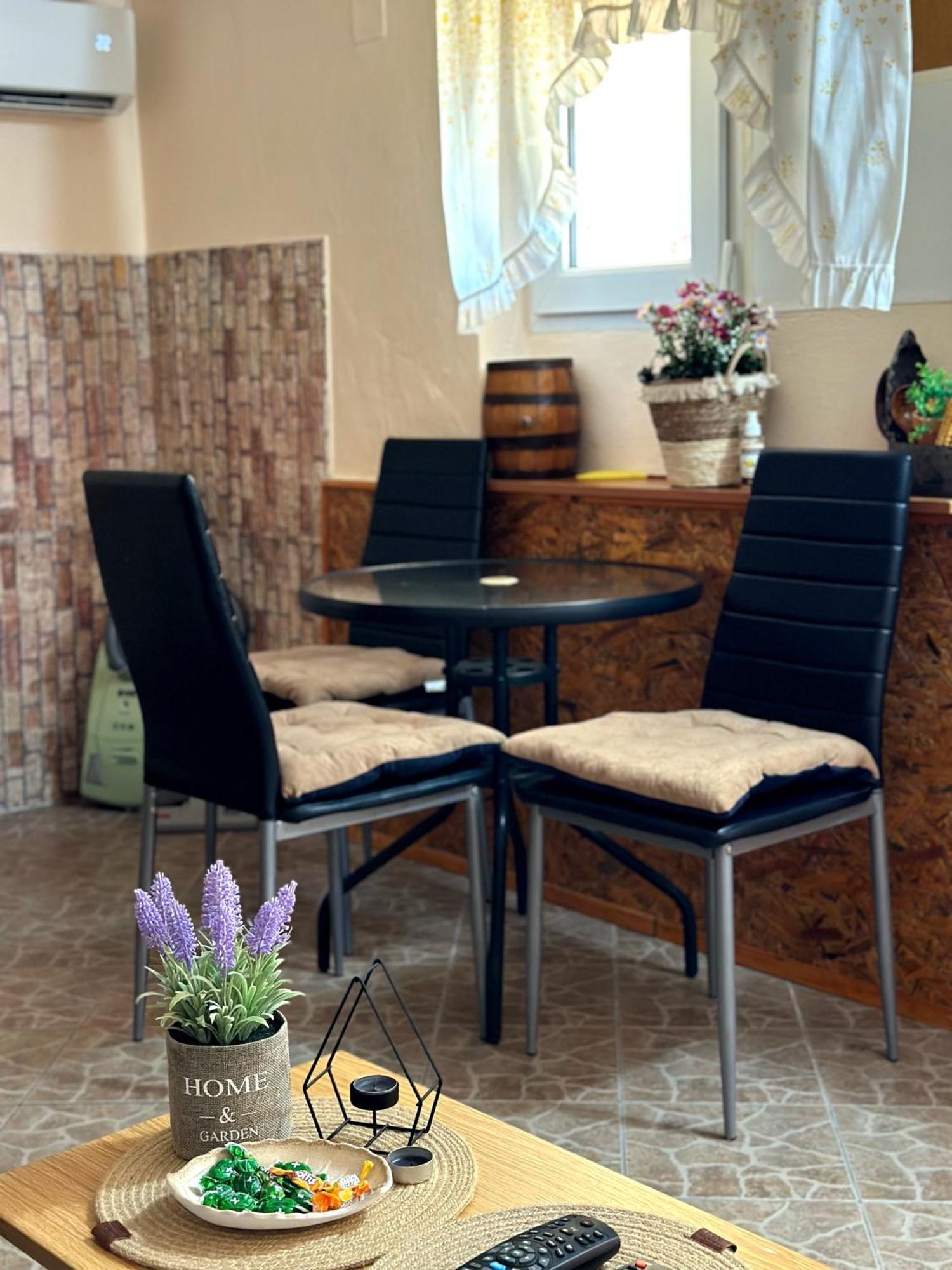 Ninic Family Apartments Tivat Ngoại thất bức ảnh